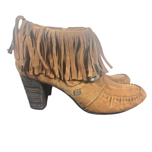 Born Fringe Suede Ankle Boots Brown Moc Toe Western Boho Size 9 Heeled bootie - Picture 1 of 11